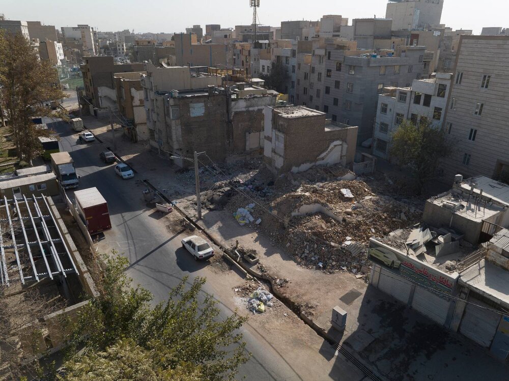 آزادسازی و بازگشایی بیش از ۲۸ هزار مترمربع از معابر شهری در منطقه ۱۰