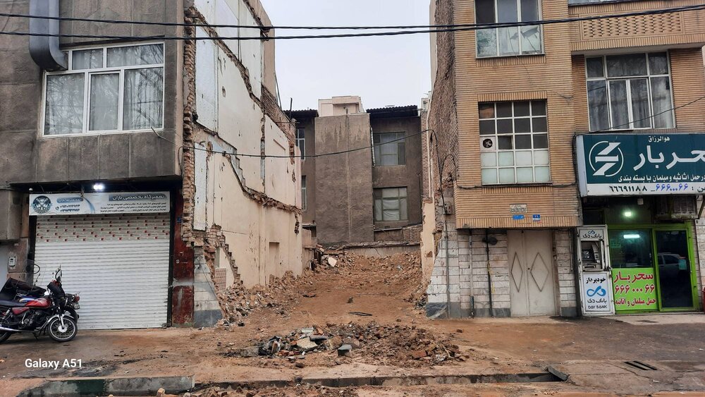 آزادسازی و بازگشایی بیش از ۲۸ هزار مترمربع از معابر شهری در منطقه ۱۰