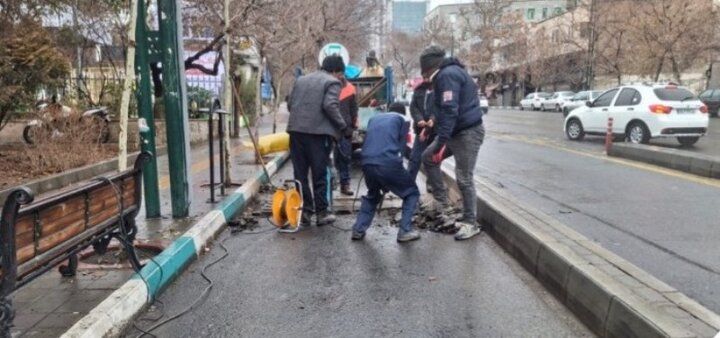 همسطح‌سازی مسیر خط ویژه اتوبوس و ورودی جایگاه سوخت در خیابان شریعتی به منظور ارتقای ایمنی تردد