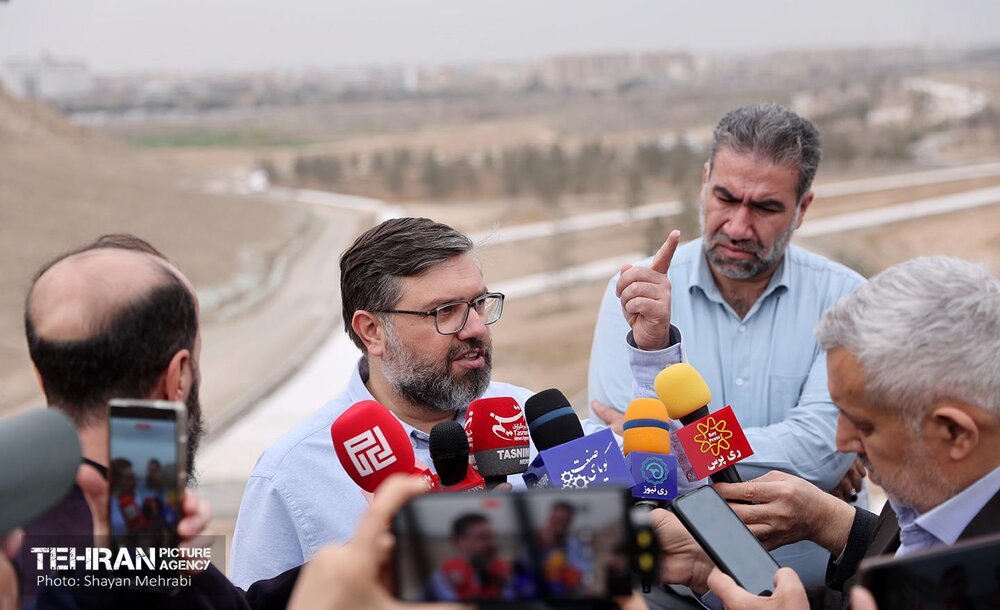 بازدید اصحاب رسانه از پروژه‌های منطقه 20