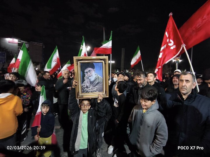 شهروندان در فراق ملکوتی قائد امت اقامه عزا کردند