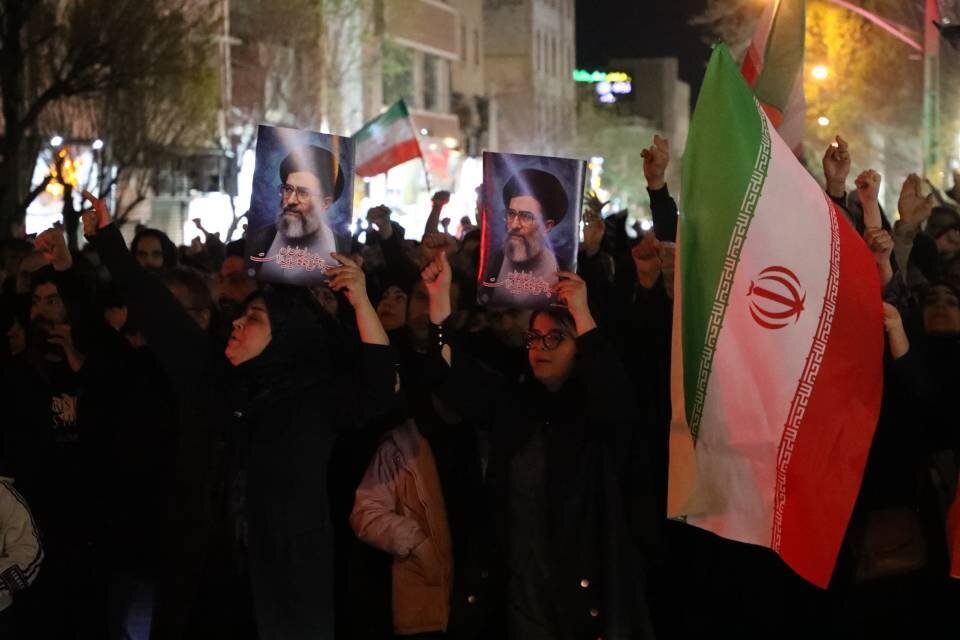 مراسم عزاداری و گرامیداشت یاد رهبر شهید در منطقه ۱۳