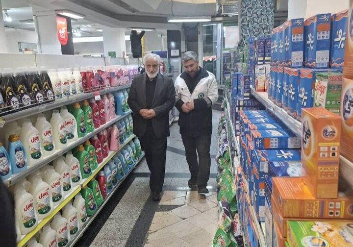 ابراز رضایت نایب رئیس شورای اسلامی شهر تهران از فعالیت‌ فروشگاه‌ شهروند منطقه ۱۳ 