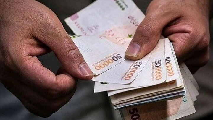 پرداخت یارانه نقدی، کالابرگ و حقوق کارکنان و بازنشستگان دولت زودتر از موعد مقرر