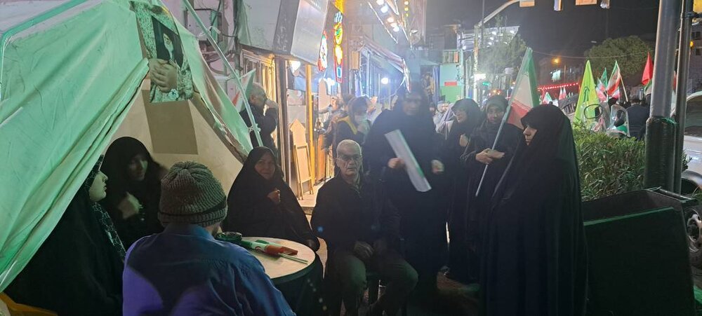 ارائه خدمات پزشکی به عزاداران رهبر شهید در منطقه ۱۳