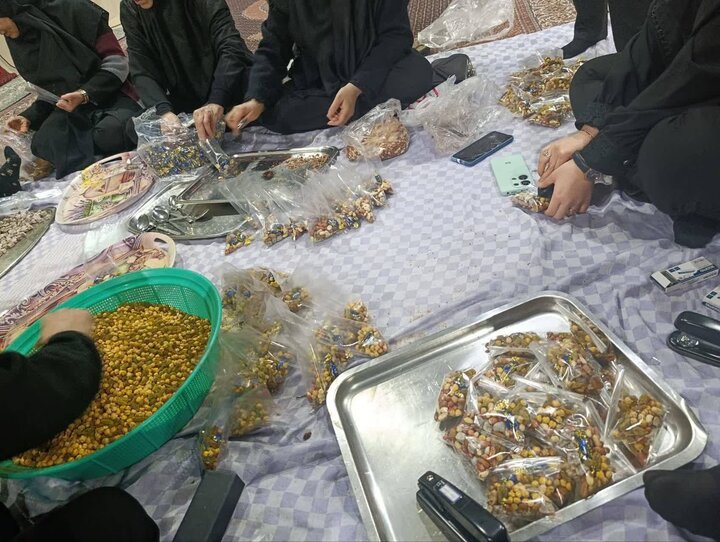 تهیه و توزیع بسته‌های افطاری به نیت پیروزی جبهه مقاومت در منطقه ۲۲