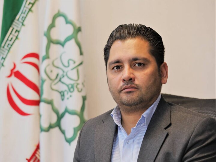 نوسازی و بهسازی بیش از ۳۱۰۰ مترمربع پیاده‌رو در ۸ معبر منطقه ۱۳