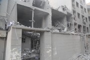 فریاد قلم بر سر جنگ/ هنرمندی که از میان آوار برخاست