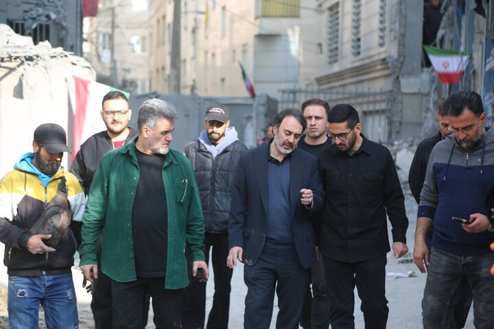 بازدید عضو شورای شهر از محله هفت‌چنار