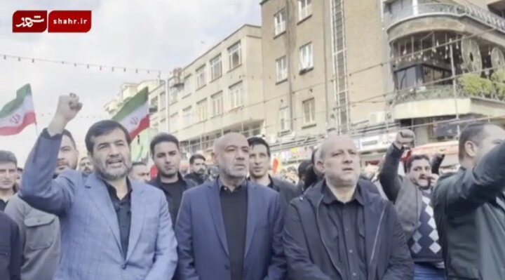 حضور وزرای ورزش و رفاه در تشییع پیکر پاک شهید لاریجانی، شهید سلیمانی و همراهان