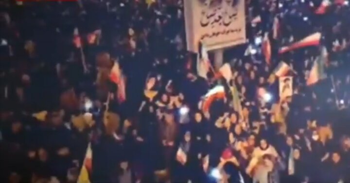 نظام جمهوری اسلامی را نمی‌شود ساقط کرد