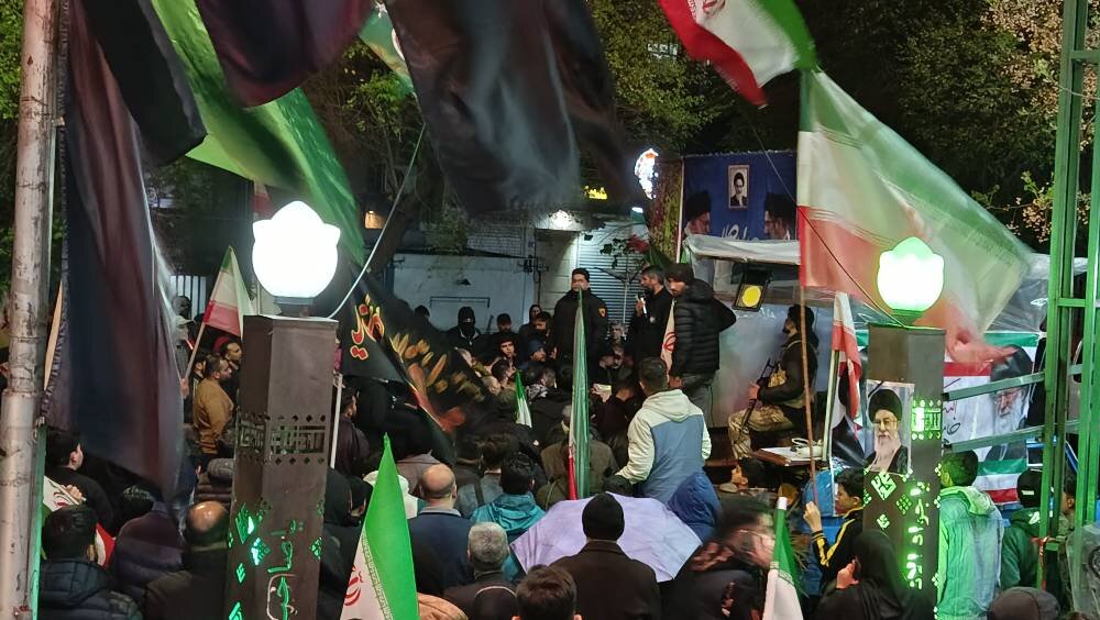 تشییع باشکوه شهید سید ابوالفضل سخائی در منطقه ۱۰