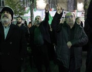 تداوم حضور در شب بیست و هشتم؛ نازی‌آباد همچنان ایستاده است