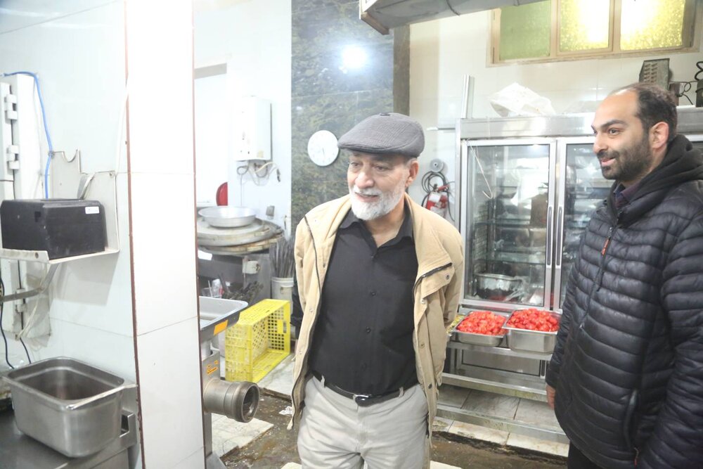 بازدید میدانی فروزنده از مناطق خسارت‌دیده محله هفت‌چنار