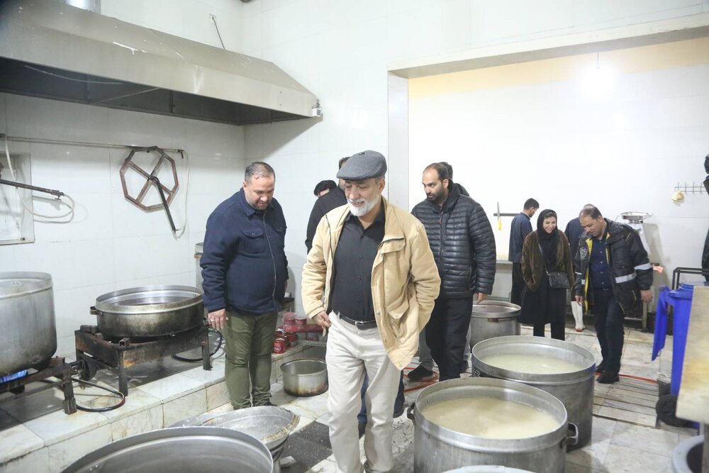 بازدید میدانی فروزنده از مناطق خسارت‌دیده محله هفت‌چنار