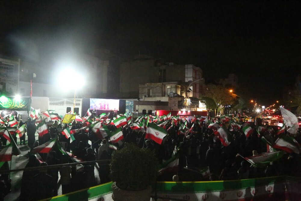حضور پرشور شهروندان منطقه ۱۰ در میادین جمهوری و بریانک