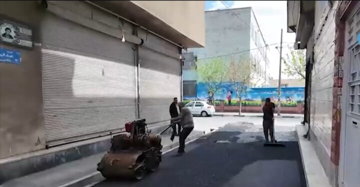 عملیات آسفالت‌ریزی در منطقه ۱۸ تهران