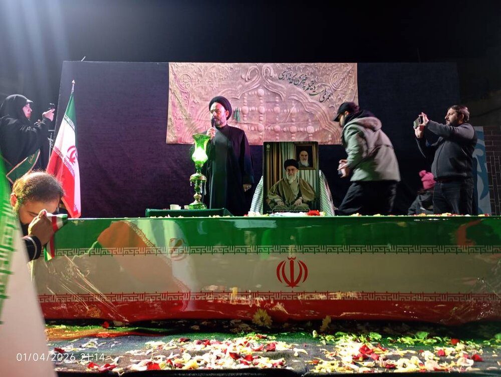 سی‌ودومین اجتماع شهروندی منطقه ۱۰ و تشییع شهید اصغر مشکانی در میدان جمهوری اسلامی برگزار شد