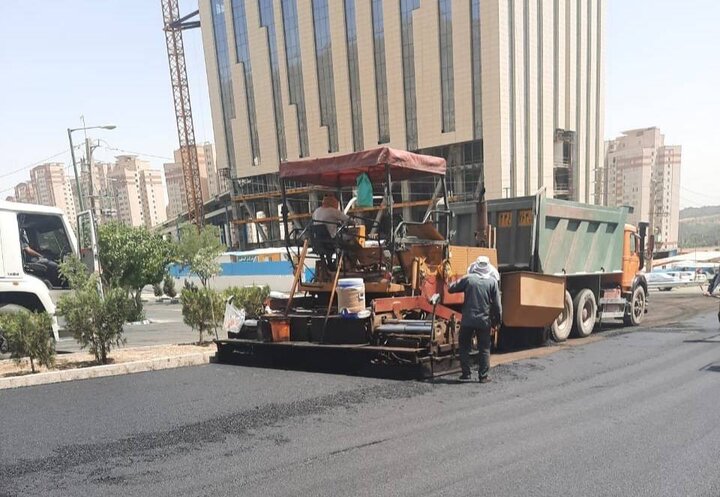 ۳۳ هزار و ۵۳۸ تن آسفالت در معابر محلات ۱۲گانه منطقه ۲۲ اجرا شد