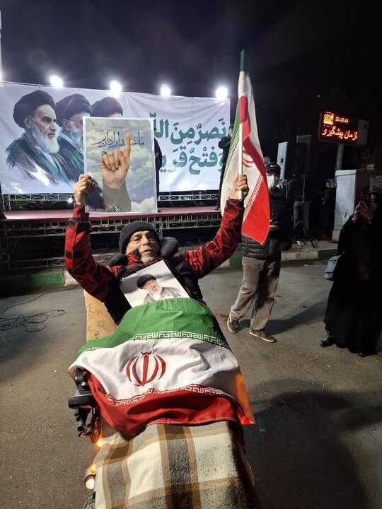 پشتیبانی مستمر شهرداری منطقه یک از تجمعات مردمی شبانه در بیش از ۱۰ نقطه