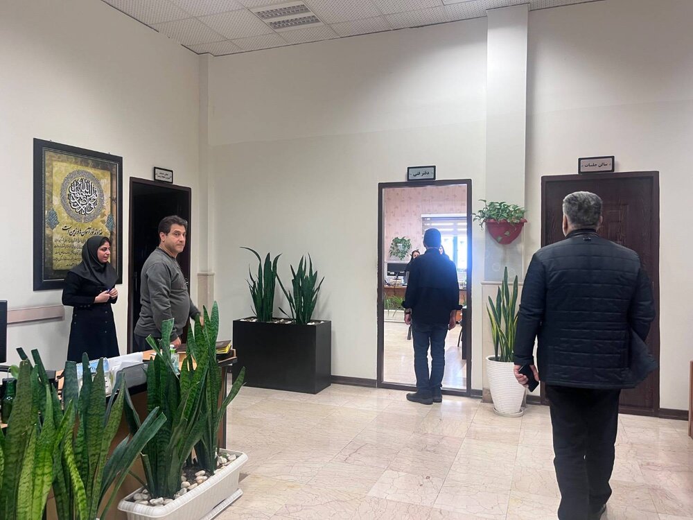 بازدید میدانی شهردار منطقه ۱۰ از مجموعه معاونت خدمات شهری منطقه