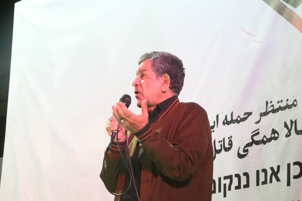 تجمع حماسی شب سیوهفتم در میدان جمهوری اسلامی؛ فریاد اتحاد و حمایت مردم