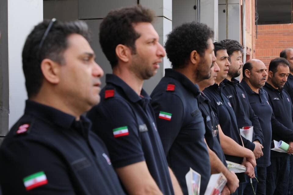 آتشنشانان شهرداری تهران پیشگامان خط مقدم امدادرسانی پایتخت در جنگ تحمیلی سوم هستند