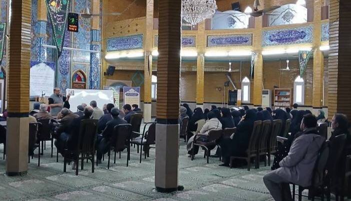 برگزاری کارگاه‌های سلامت‌محور و میز خدمت در مساجد منتخب منطقه یک