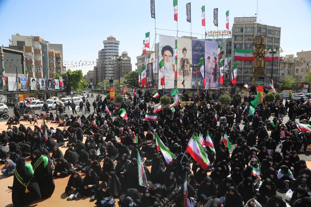 میزبانی میدان جمهوری اسلامی از اجتماع باشکوه «مکتب شهادت» در سالروز شهادت امام جعفر صادق(ع)