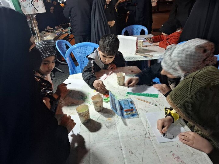 جایی که رنگ‌ها حرف می‌زنند؛ روایت یک ایستگاه کوچک با قلبی بزرگ