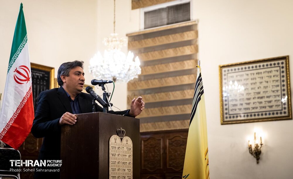 بزرگداشت رهبر شهید انقلاب در کنیسه یوسف‌آباد