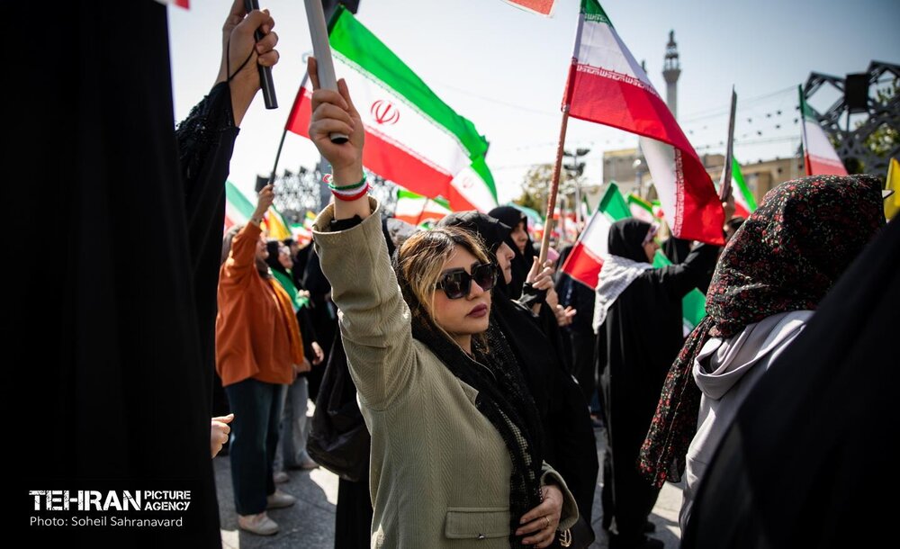 اجتماع «دختران جان‌فدای ایران»