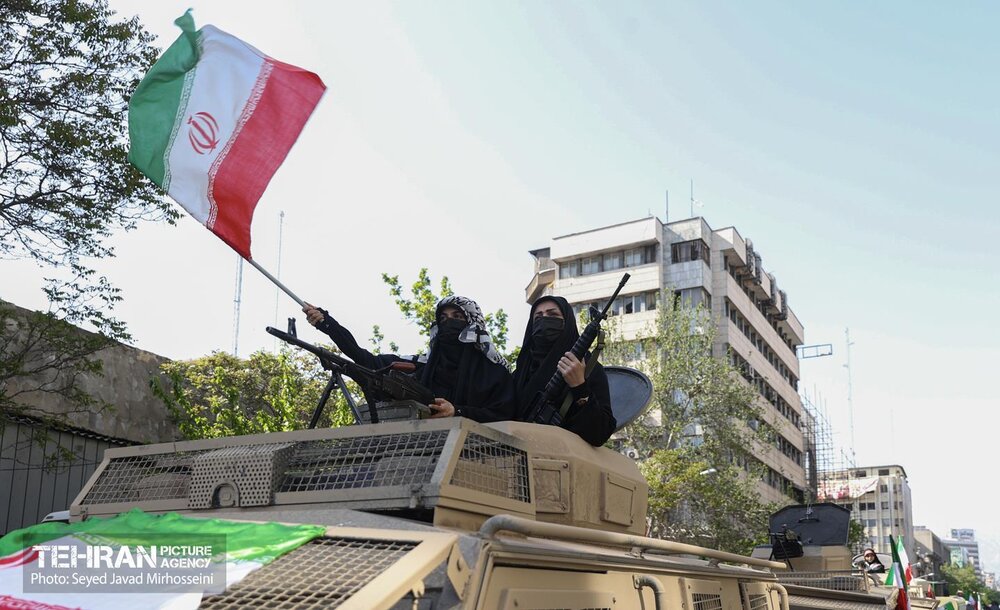 اجتماع «دختران جان‌فدای ایران»