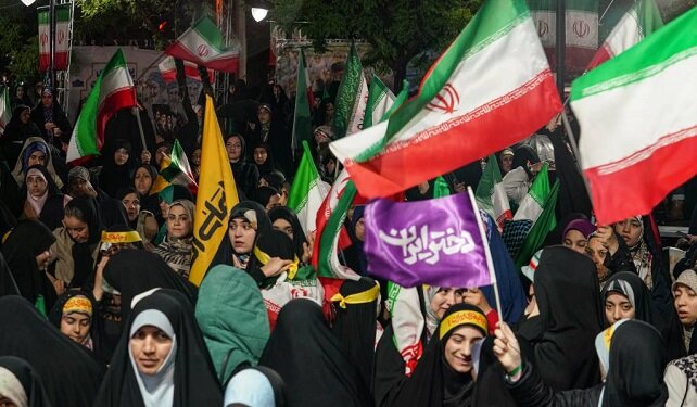 جشن روز دختر در منطقه ۱۴ برگزار شد