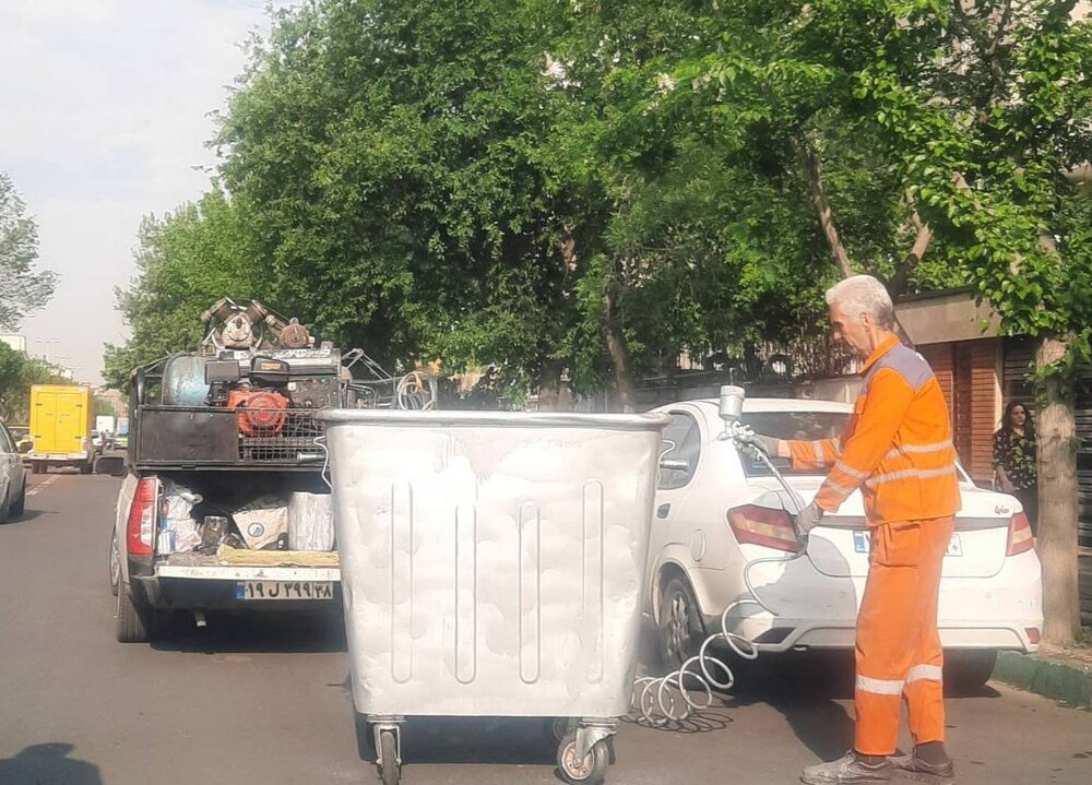 ارتقای سیمای شهری با بازسازی تخصصی مخازن مکانیزه پسماند در منطقه ۱۰