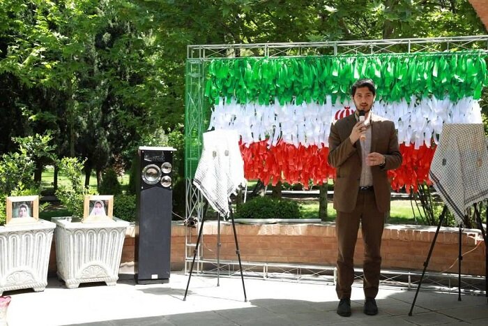 هر درخت، یک نفس؛ کاشت ۱۰ نهال به نام شهدای جنگ سوم تحمیلی در منطقه ۷ تهران