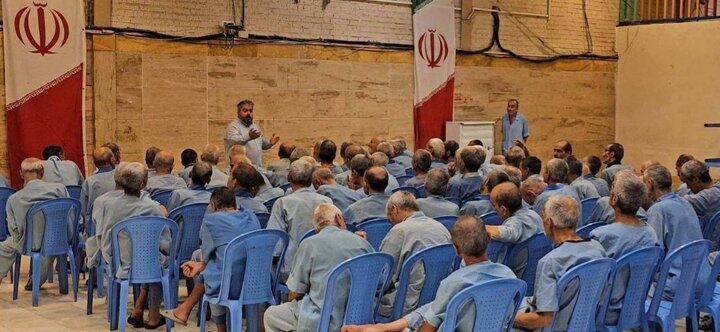 عطر کرامت رضوی در مراکز کاهش آسیب‌های اجتماعی شهرداری تهران