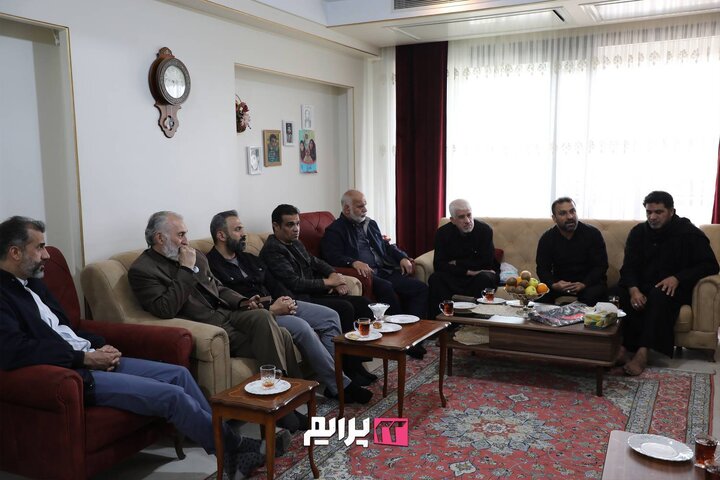 خادمان حسینی عراق مهمان خانواده کوچکترین شهید رمضان شدند
