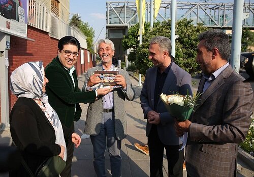 جایزه خودرو برای شهروند خوش‌حساب محله شهران
