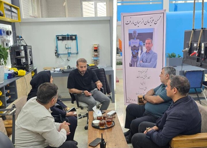 تجلیل مدیران شهری منطقه ۶ از خدمات بنیان‌گذار «موسیتو» 