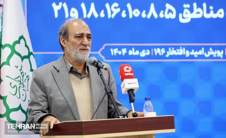 حضور بانوان در حماسه حضور مردمی بی‌نظیر است