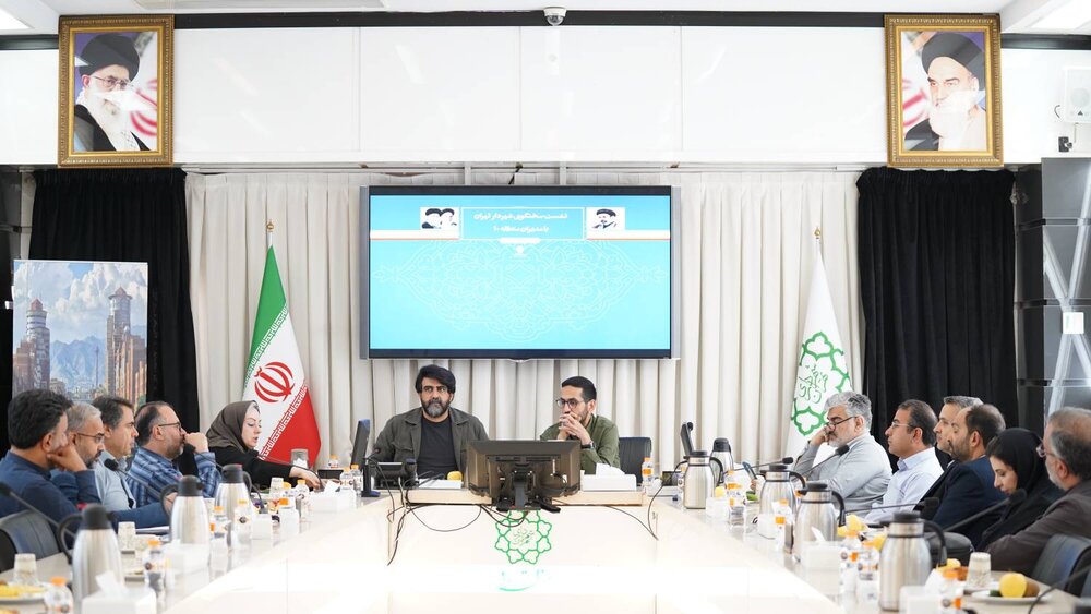 پایش میدانی روند بازسازی آسیب‌های «جنگ رمضان» در منطقه ۱۰ با حضور سخنگوی شهردار تهران