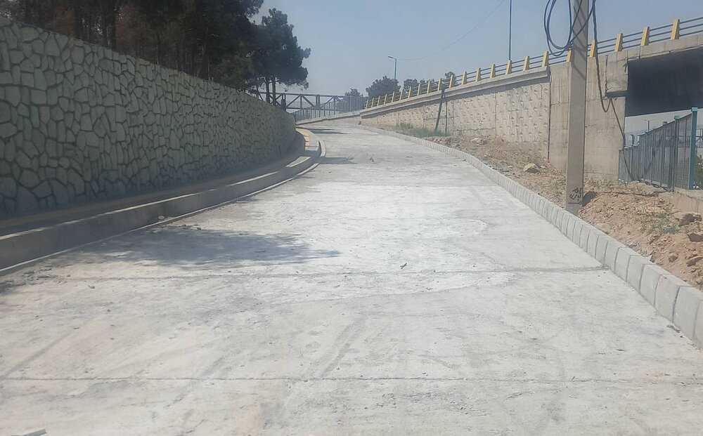 رمپ بوستان جنگلی سرخه‌حصار به بزرگراه شهید یاسینی آماده بهره‌برداری شد