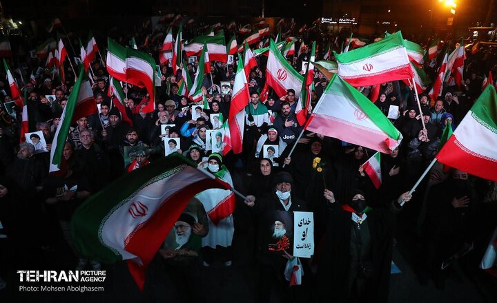 حضور معاون هماهنگی و امور مناطق شهرداری تهران در اجتماع مردمی میدان منیریه منطقه ۱۱