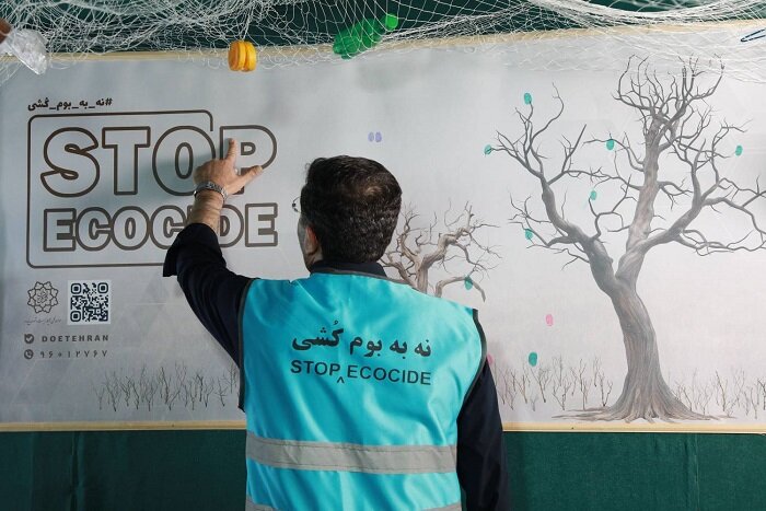 غرفه سبز در تهران؛ از آموزش تفکیک زباله تا ترویج «نه به بومکشی»