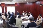 دیدار و گفتگو با خانواده‌های آسیب‌دیده جنگ رمضان در هتل هویزه 