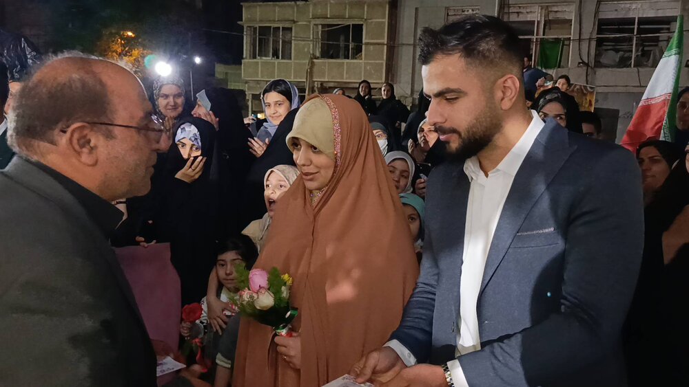 جاری شدن خطبه عقد ۱۷ زوج جوان در محلات نازیآباد، یاخچیآباد، جوادیه/ از اجتماع ۵ هزار نفری در نازیآباد تا پیمان آسمانی در جوادیه و یاخچیآباد