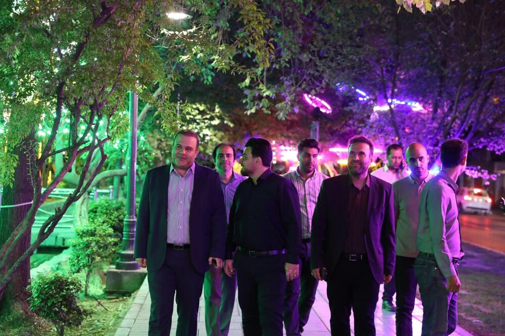 ایجاد رودخانه نور و رویش نیلوفر در قلب تهران/ در جشن بزرگ بلوار کشاورز چه خبر است؟
