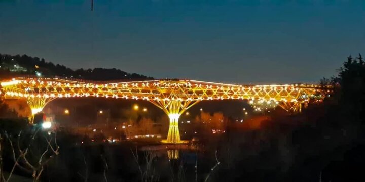 پل طبیعت امشب نارنجی می‌شود
