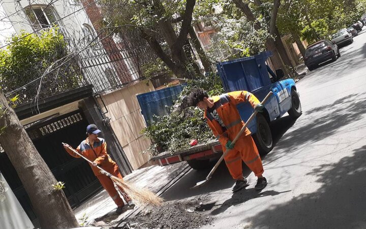 پاکسازی و بازگشایی هزاران متر از کانال‌ها و حوضچه‌های جمع‌آوری آب‌های سطحی در در منطقه ۶